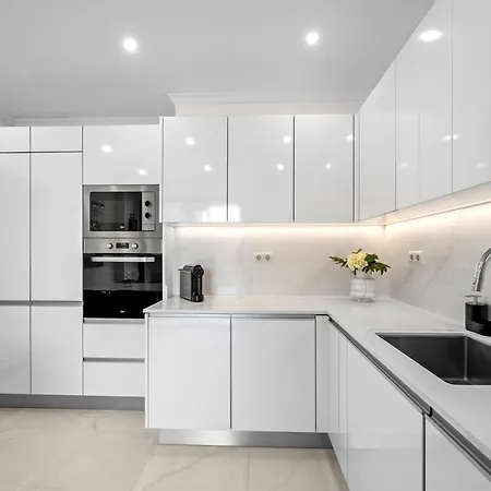 Penthouse With Sea View In Location * Φουνκάλ