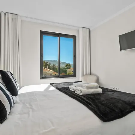 Penthouse With Sea View In Location Διαμέρισμα *