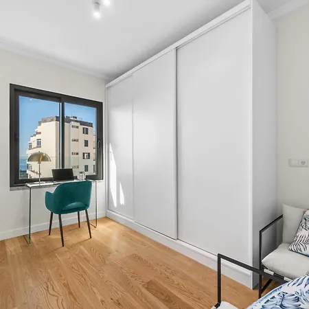 Διαμέρισμα Penthouse With Sea View In Location Φουνκάλ