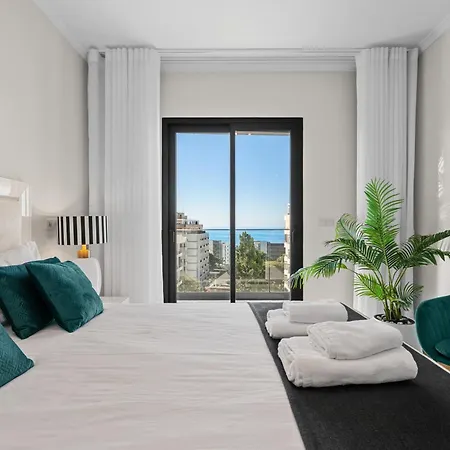 Penthouse With Sea View In Location Διαμέρισμα *
