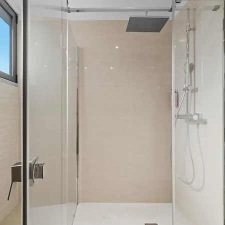 Penthouse With Sea View In Location Διαμέρισμα