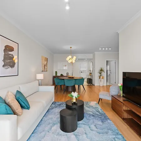 Penthouse With Sea View In Location Funchal (Madeira)