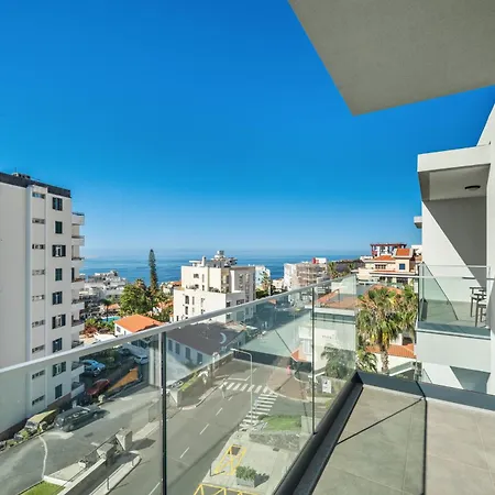 Διαμέρισμα Penthouse With Sea View In Location *